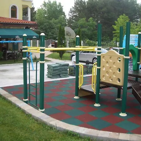 Complex Sunny Dreams Aparthotel 3*