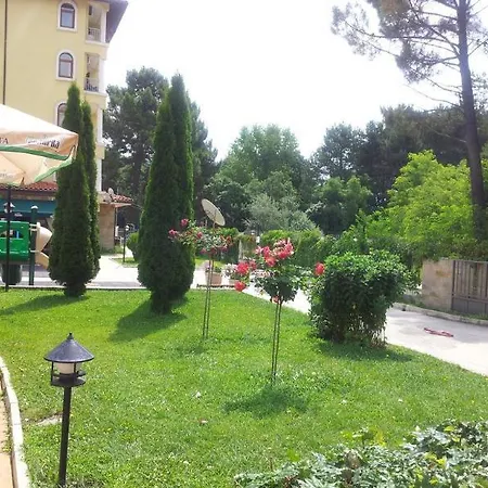 Complex Sunny Dreams 3*